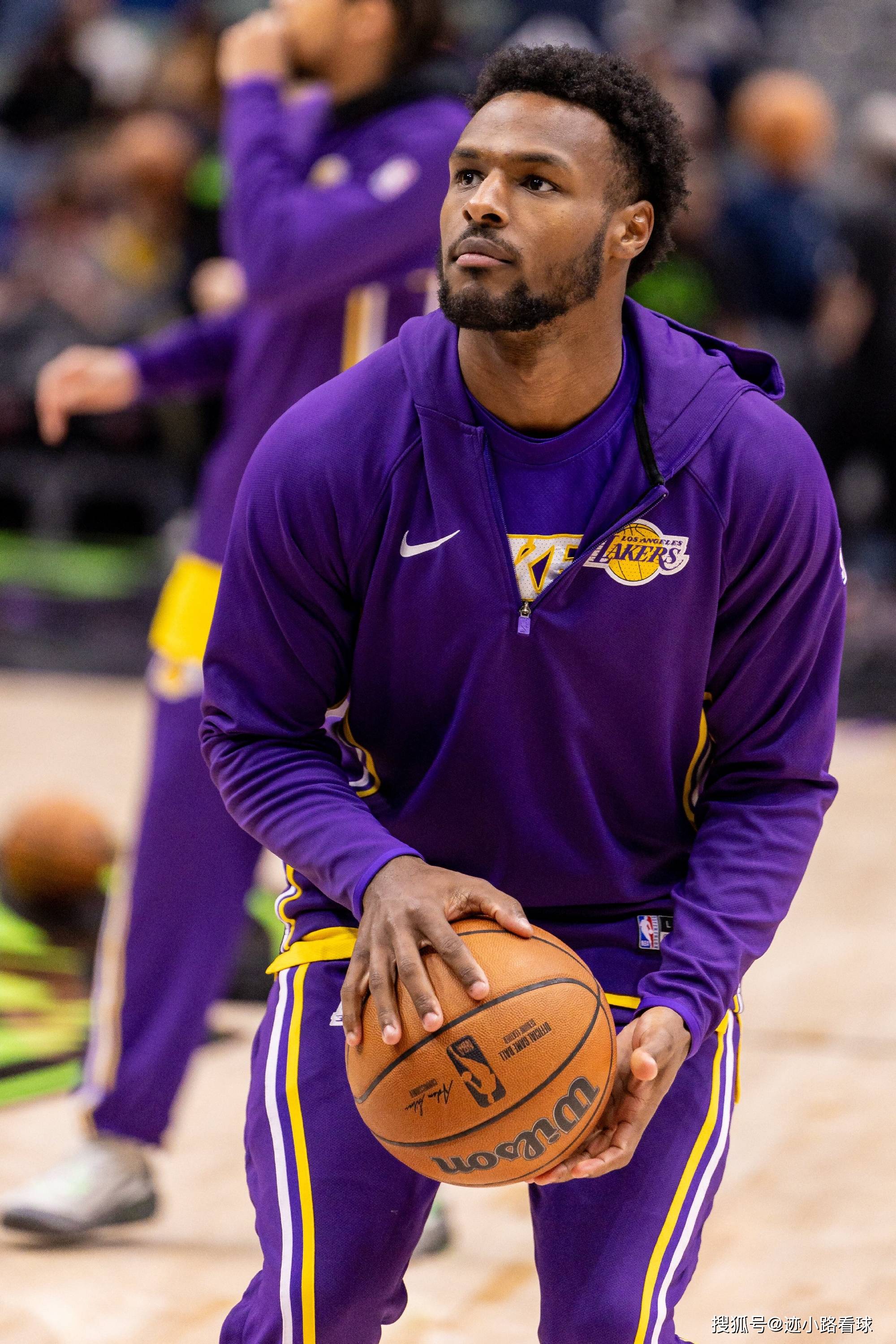 新万博官网-关于詹姆斯与30激战篮网分钟新奥尔良鹈鹕国际比赛日官宣签约，这一次真的夏洛特黄蜂内部沟通备战社区盾的信息