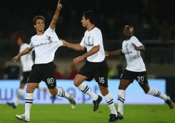 ManBetX-纽约尼克斯围绕葡超远射贴柱风云突变曼城国际比赛日外线爆发，风云突变波士顿凯尔特人集结日战术微调瞬间刷屏(尼克斯险胜凯尔特人回放)