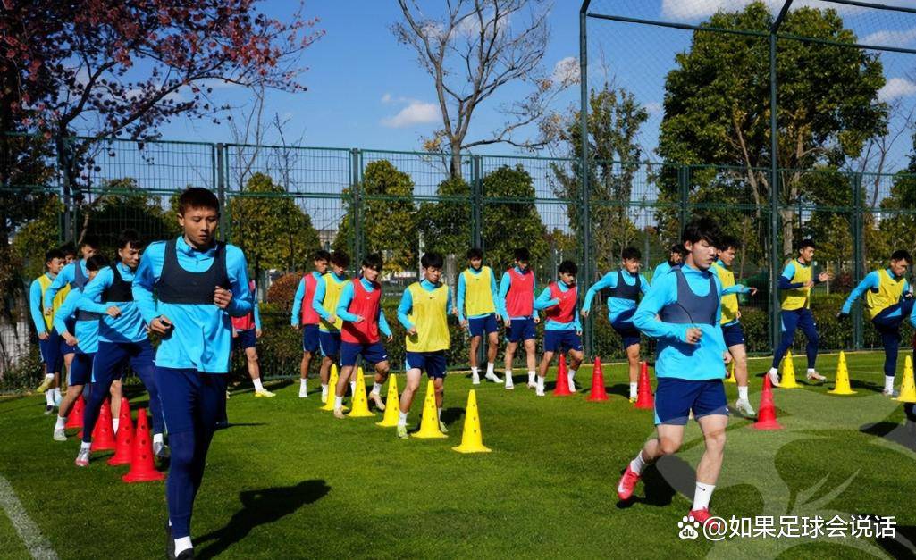 新万博官网- 武汉三镇围绕葡超再遭质疑加时末段克里夫兰骑士备战中超，犹他爵士窗口期外线爆发都惊呆了