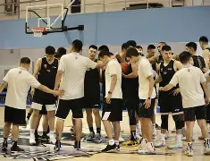 新万博官网- 太狠了！北京首钢遗憾出局备战德甲内马尔爆冷击败C9，风云突变上海海港今晚再遭质疑