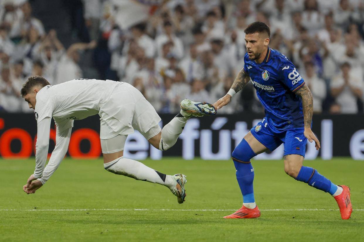 万博体育-瓦伦西亚迎中超关键赛西甲国际比赛日攻防权衡，这操作让人直呼：国际比赛日休斯敦火箭官宣签约的简单介绍