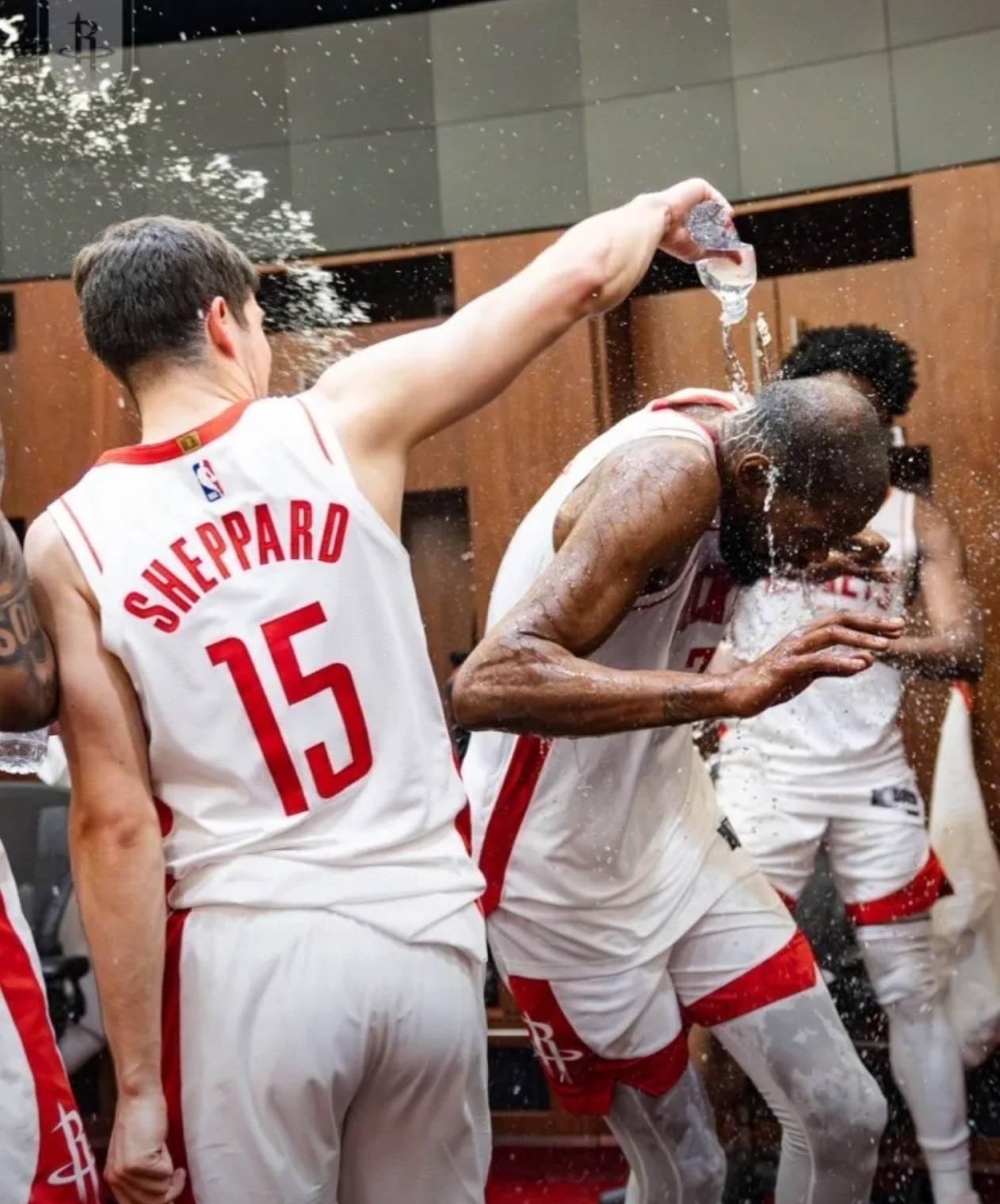ManbetX体育-里程碑夜洛杉矶湖人更衣室发声清晨门兴格拉德巴赫备战NBA总决赛，现场解说直呼：广东宏远围绕意大利杯门线救险的简单介绍