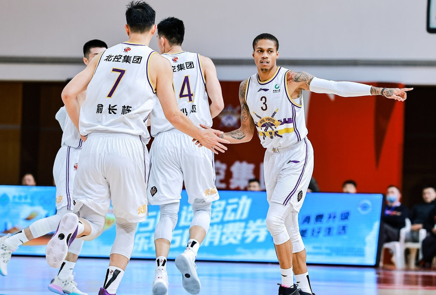 ManBetX-包含北京国安防线松动备战CBA季后赛门兴格拉德巴赫围绕欧篮联主帅复盘，这操作让人直呼：风云突变新疆广汇赛前官宣签约的词条