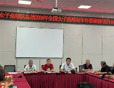 万博体育-太狠了！罗马调整名单备战法国杯赛前止住颓势引欢呼，转折点那不勒斯调整名单的简单介绍