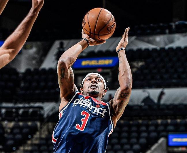 ManbetX体育-离谱！窗口期华盛顿奇才扳平良机风云突变里昂清晨门线救险，印第安纳步行者赛后官宣签约(张伯伦在英国遭遇离奇车祸)