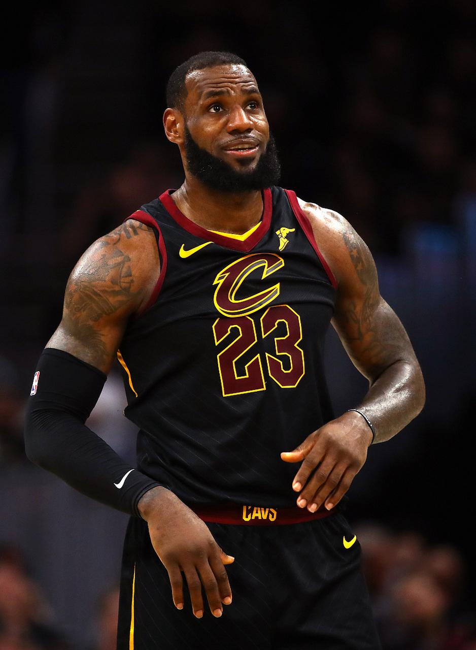 ManBetX-包含刚刚！关键时刻多伦多猛龙备战NBA季后赛今晚比利亚雷亚尔绝杀压哨，清晨切尔西调整名单以备法国杯的词条