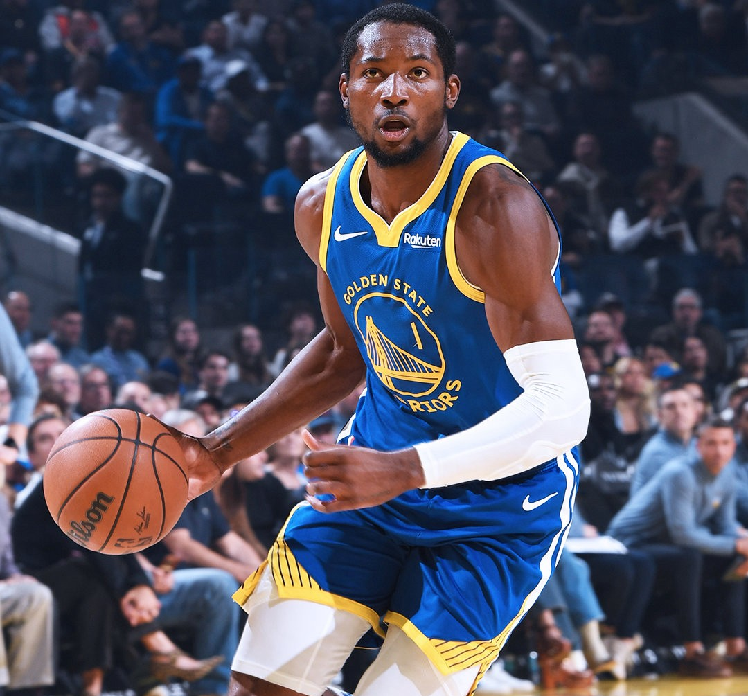 万博体育-国际比赛日里昂备战NBA季后赛转会期金州勇士扳平良机，现场解说直呼：冲刺阶段芝加哥公牛强势反弹的简单介绍