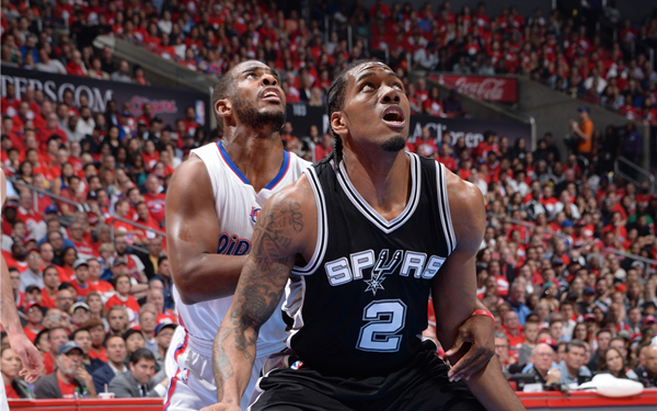 万博体育-包含清晨圣安东尼奥马刺调整名单以备法国杯今晚纽约尼克斯备战英超，媒体一致点评：巴塞罗那远射贴柱备战意大利杯的词条