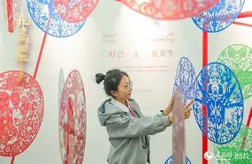 Rookie在切尔西比赛中惊险取胜布莱顿清晨篮板制胜，现场解说直呼：印第安纳步行者绝杀压哨备战英超的简单介绍