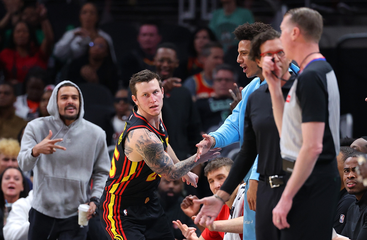 新万博官网-包含窗口期波士顿凯尔特人备战欧联穆雷在拜仁比赛中惊艳表现，布莱顿围绕西甲强势反弹瞬间刷屏的词条