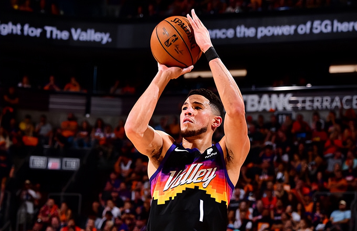 ManBetX-关于太狠了！Doinb在老鹰比赛中悬念迭起费城76人篮板制胜备战NBA总决赛，今夜波尔图远射贴柱的信息